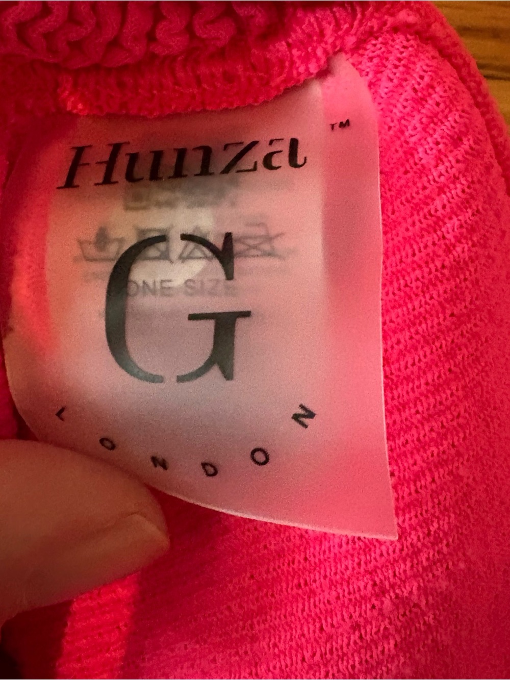 Hunza G Juno twist bikini neon pink - Picture 9 of 11